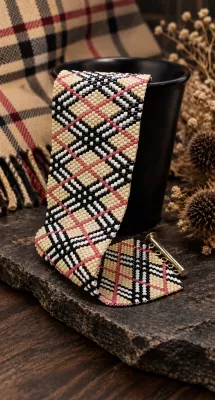 BURBERRY TARTAN