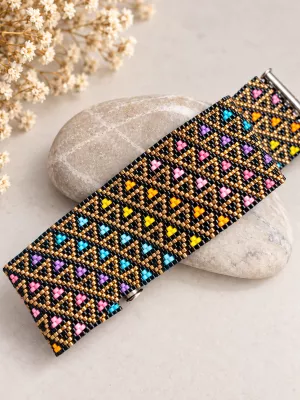 COLOR TRIANGLE 11
