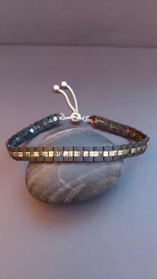 Half tila - černý Half tila - černý