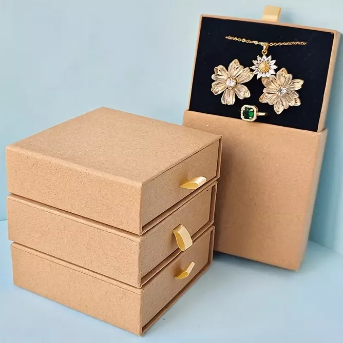 Krabička čtvercová - styl zásuvka - Krémová