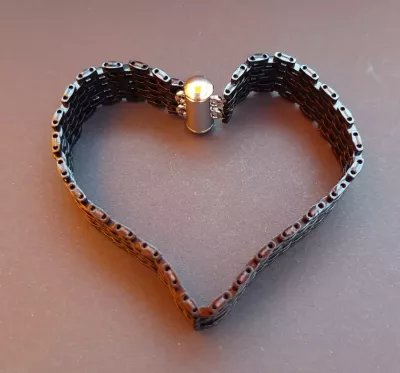 Quarter tila - černý Quarter tila - černý