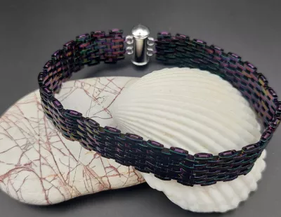 Quarter tila - IRIS Quarter tila - IRIS