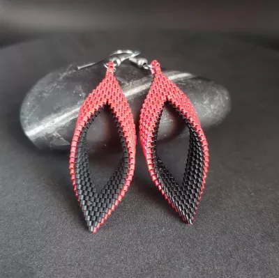 RHOMBUS - ČERVENOČERNÝ