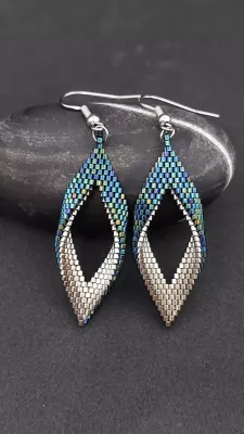 RHOMBUS - IRISSTŘÍBRNÝ