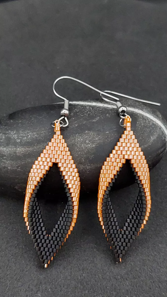 RHOMBUS - ORANŽOVOČERNÝ