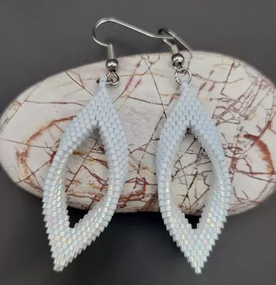 RHOMBUS - PERLEŤOVÝ RHOMBUS - PERLEŤOVÝ