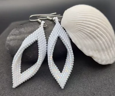 PERLEŤOVÁ S SV. MODROU