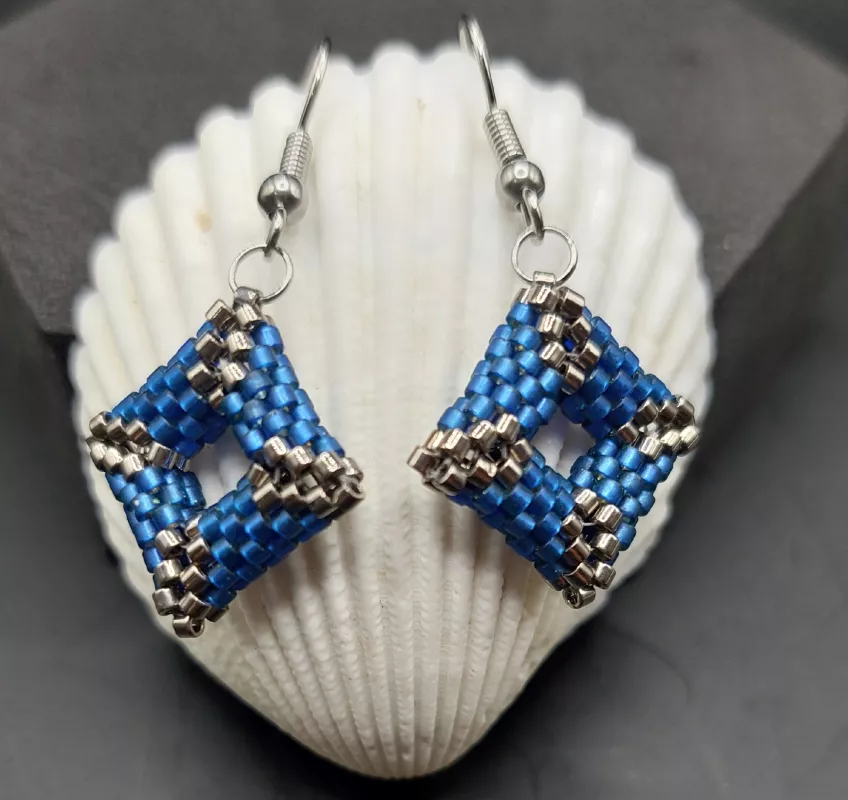 SQUARE - MODRÁ MATNÁ