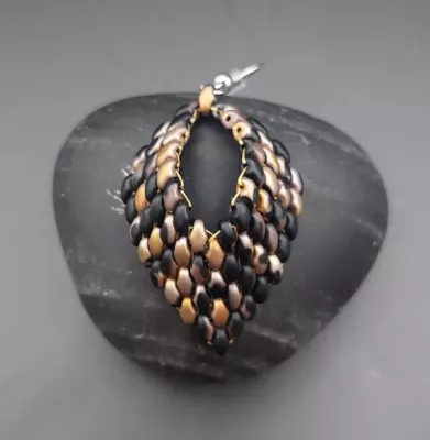 WINGS - HNĚDOČERNÁ WINGS - HNĚDOČERNÁ